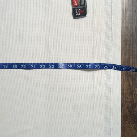 Vintage 90s Nike Chicago Bulls Shooting Warm Up Shooting Shirt XXL - Picture 9 of 9